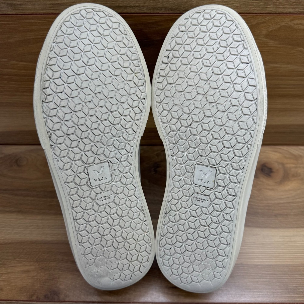 VEJA Camo White Low Top Sneakers Womens 7 EU 38 Walking Casual Shoes - Picture 9 of 11